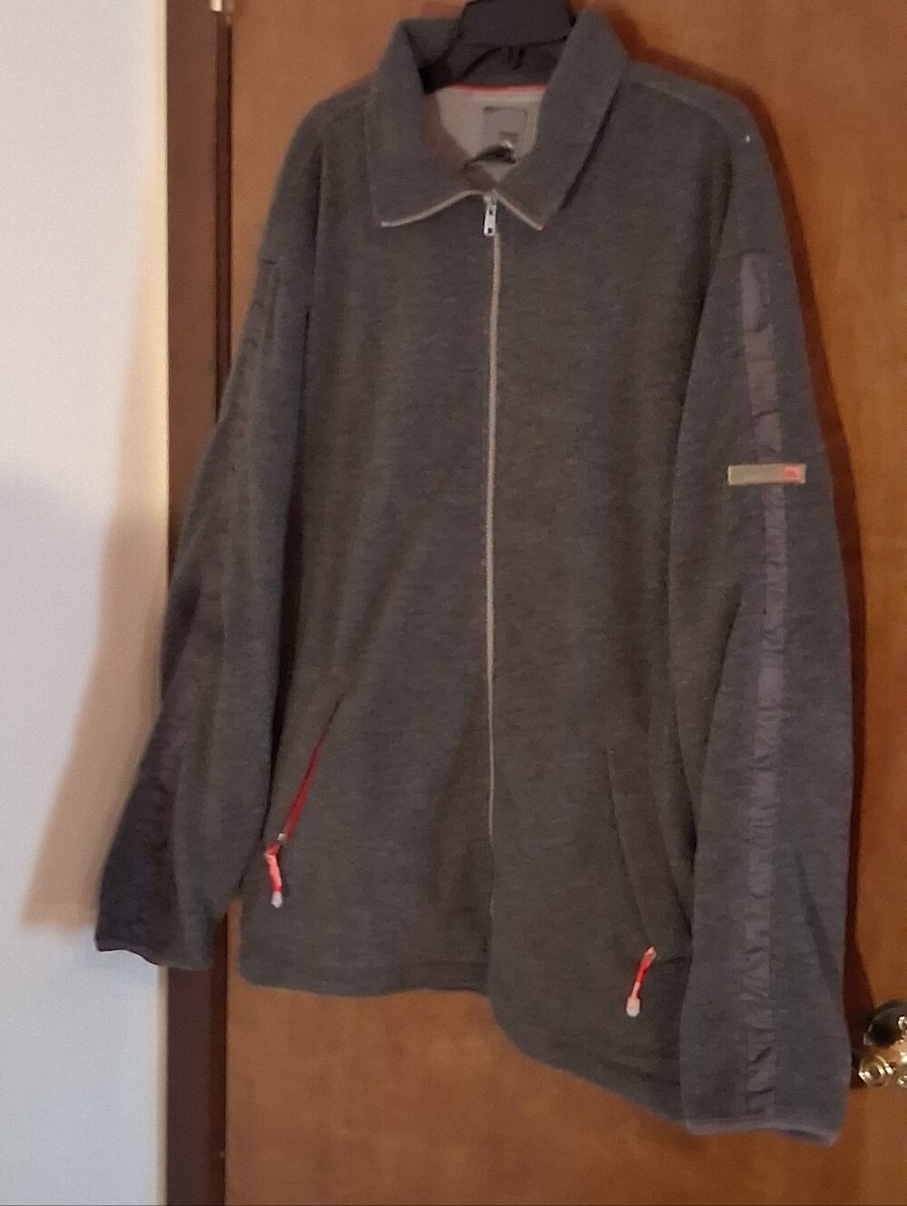 Quiksilver Men’s XL Y2K Gray Full Zip Fleece Jacket Surf Outdoor Logo